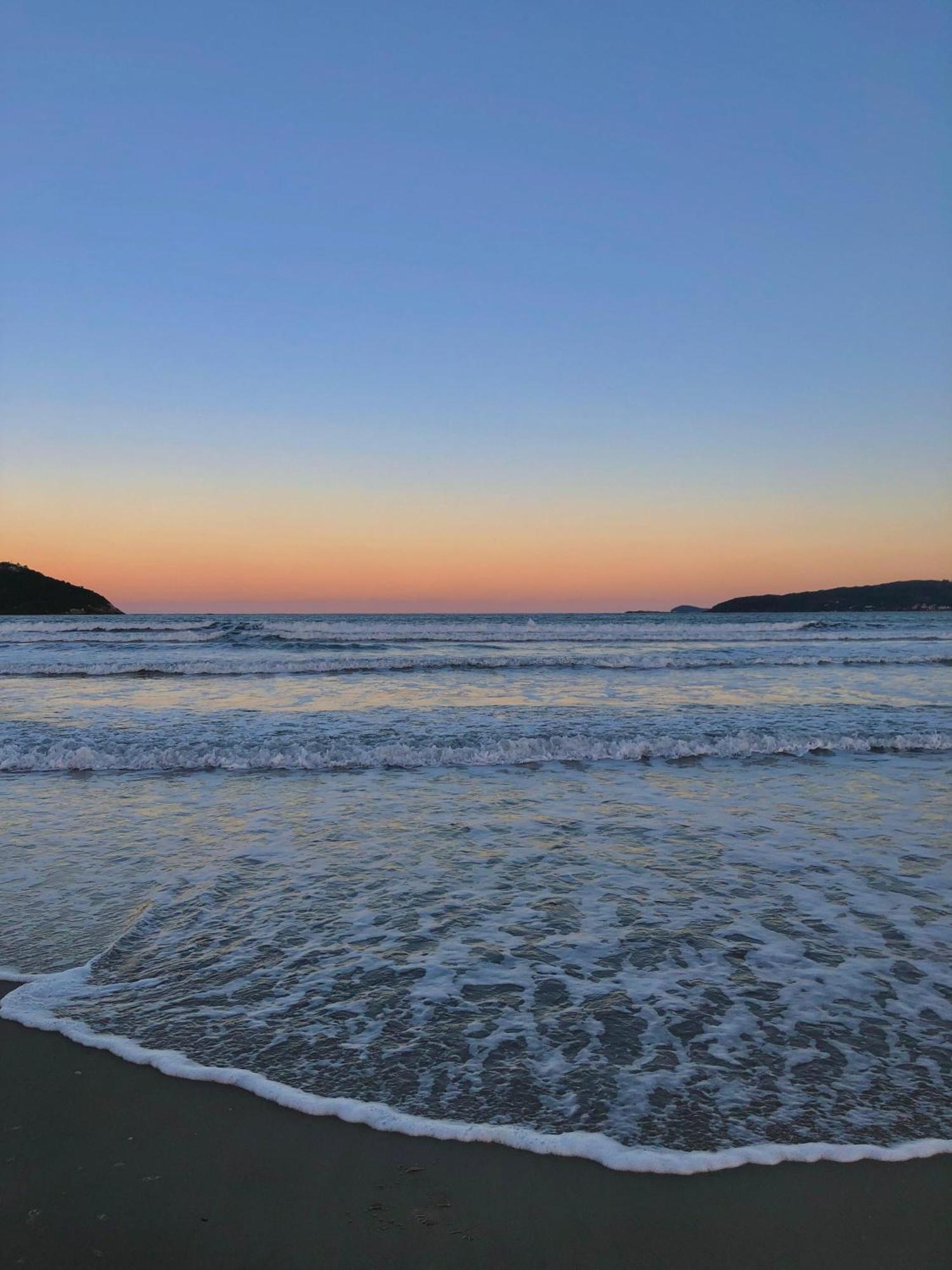 Apartamento Sunset, A 80 Metros Da Praia Palhoca Exterior photo