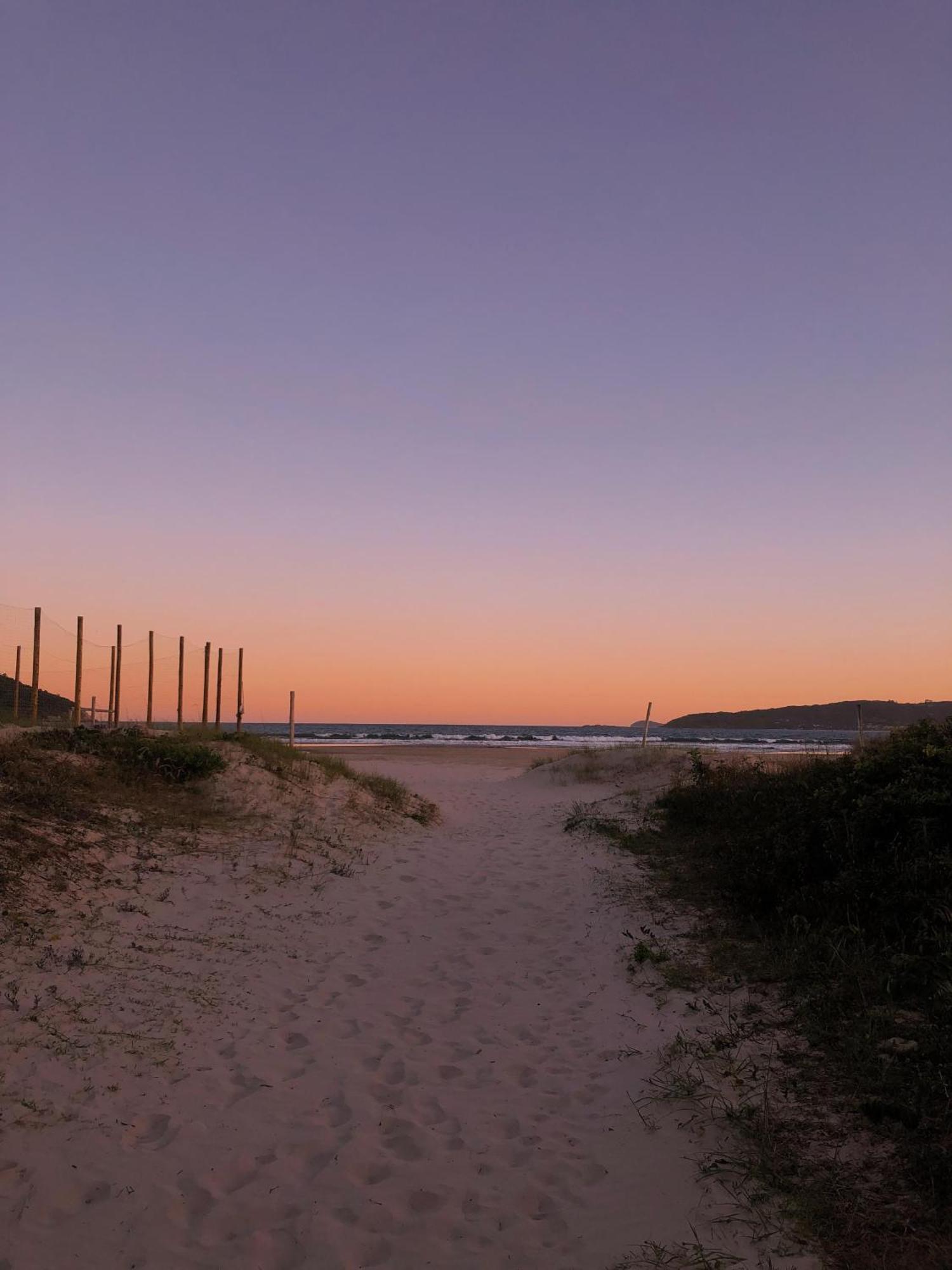 Apartamento Sunset, A 80 Metros Da Praia Palhoca Exterior photo